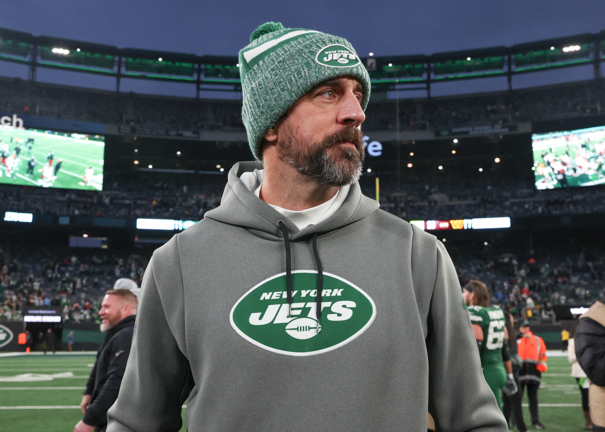Will Jets Let Aaron Rodgers Play vs. Giants in Preseason? Tracker