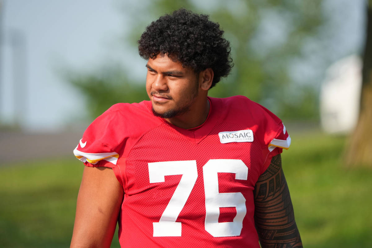 Kansas City Chiefs' Kingsley Suamataia After Preseason Debut: 'I Belong ...