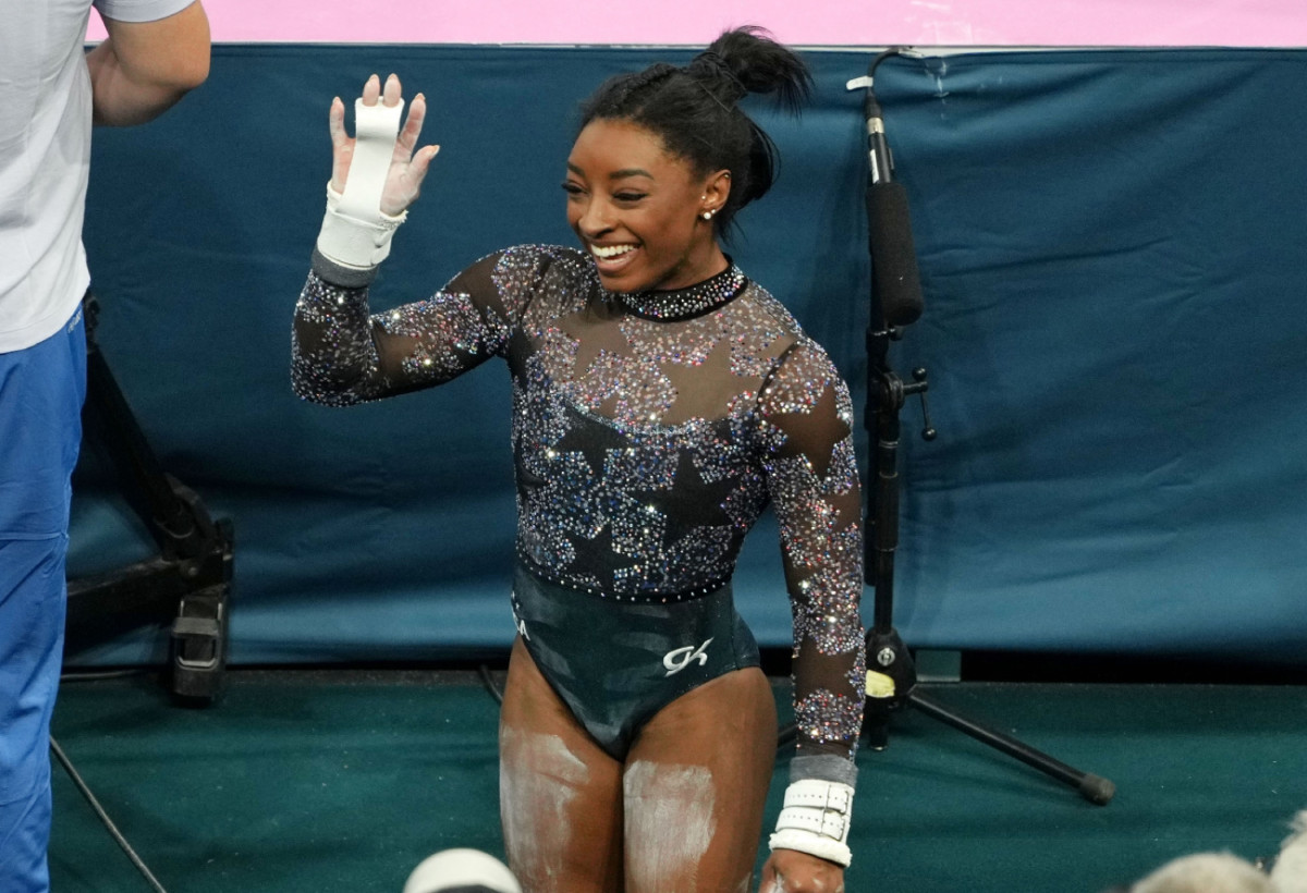 Simone Biles competes during the women's qualification during the Paris 2024 Olympic Summer Games at Bercy Arena on July 28, 2024.