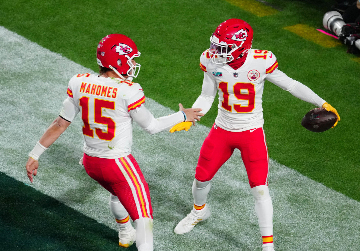 WATCH: Kansas City Chiefs QB Patrick Mahomes & Kadarius Toney Debut ...