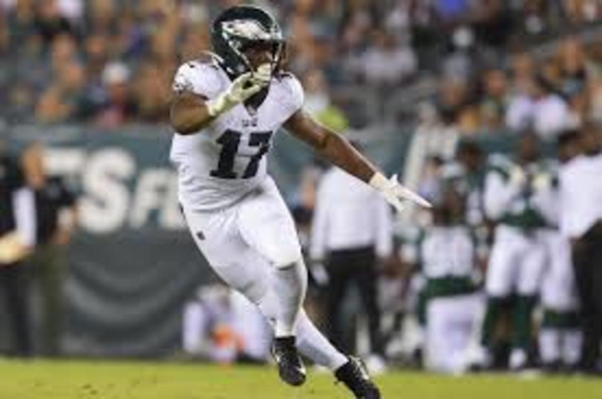 Nakobe Dean Getting More Reps With Philadelphia Eagles' First-Team ...