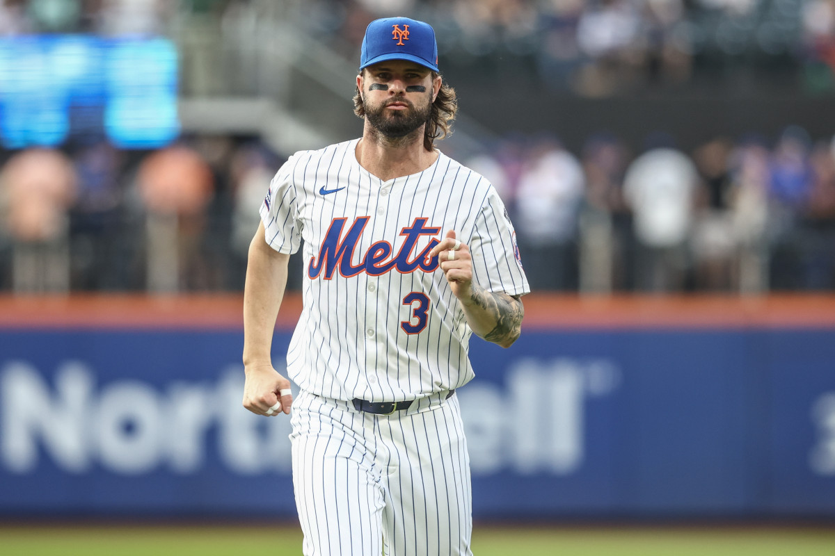 Mets Receive Unfortunate Jesse Winker News After Loss to Cardinals   - Athlon Sports