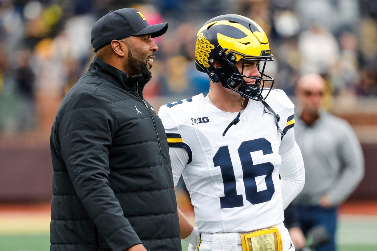 Michigan Football News: Davis Warren Emerges In Battle For Michigan's ...