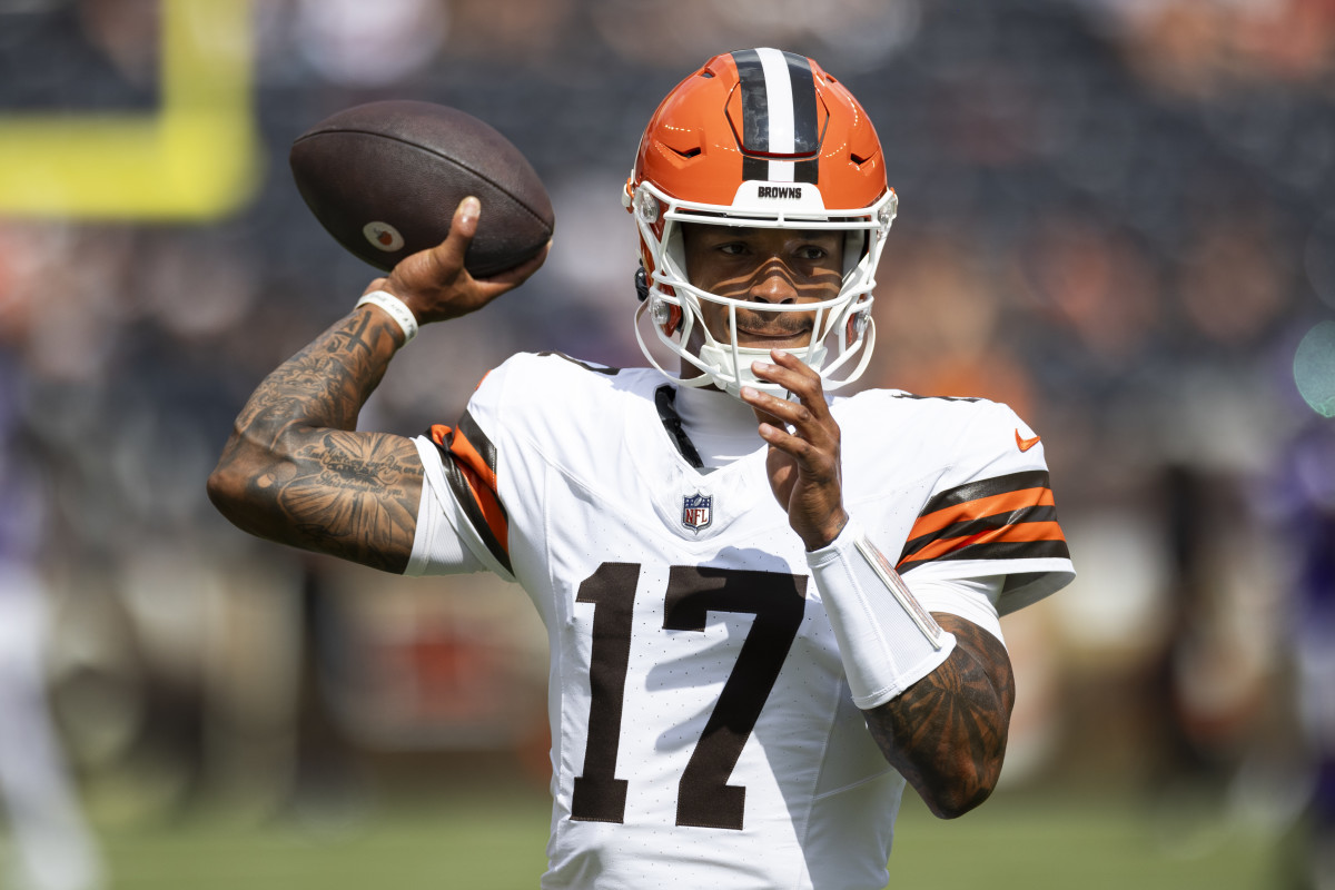 Cleveland Browns Trail Minnesota Vikings 13-7 at Halftime as 