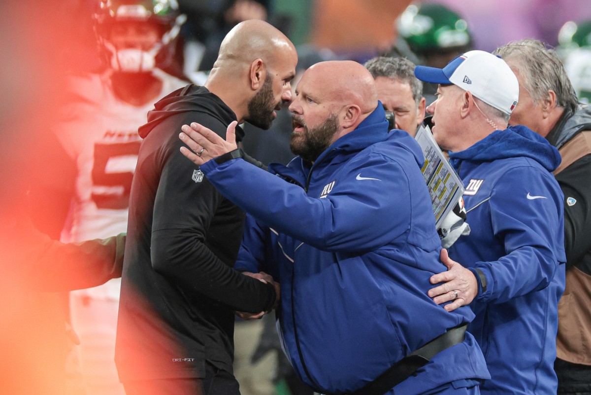 WATCH: Brian Daboll Celebrates Grandmother, Reacts To New York Giants ...