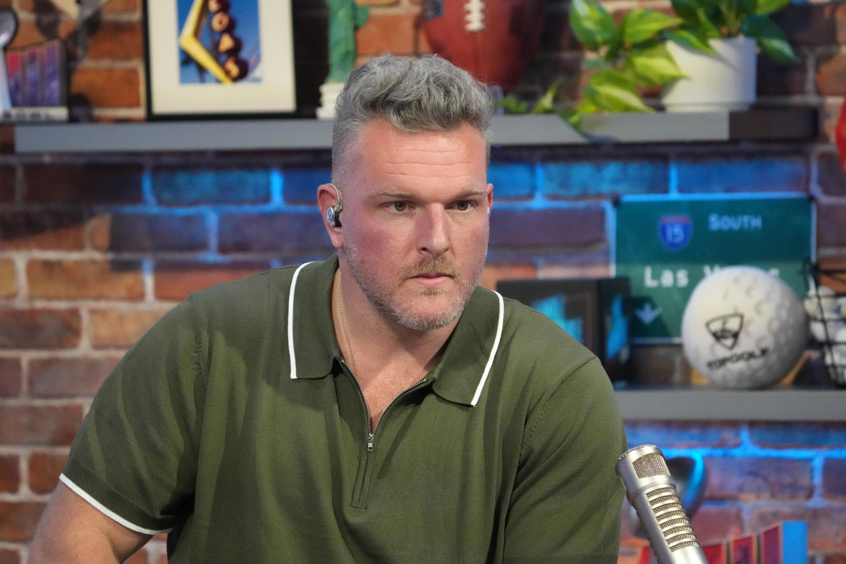 Pat Mcafees Football Career A Detailed Look At His Surprisingly Big Impact - yvm1amc