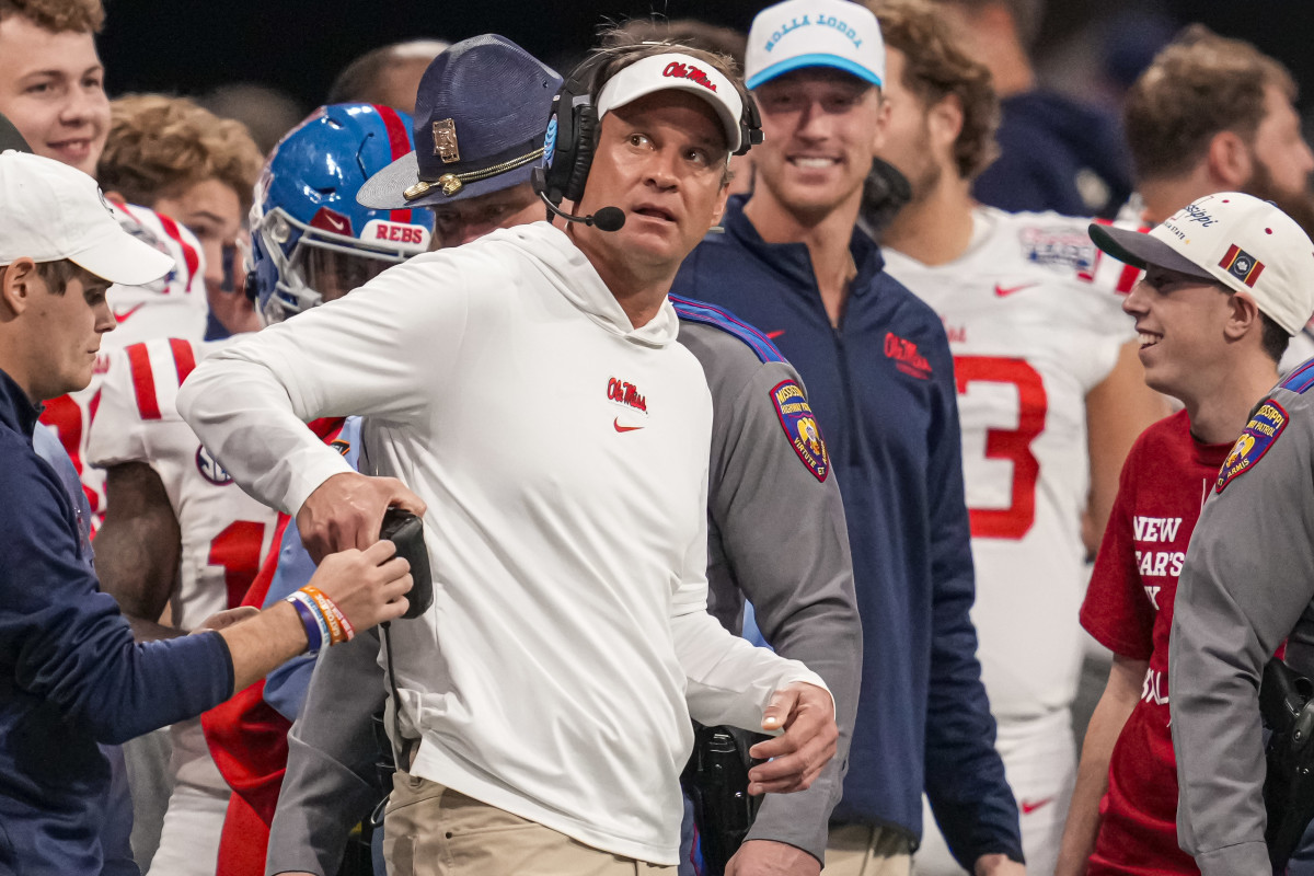 Lane Kiffin Coaching Rumors Reportedly Heating Up After Ole Miss’ Loss