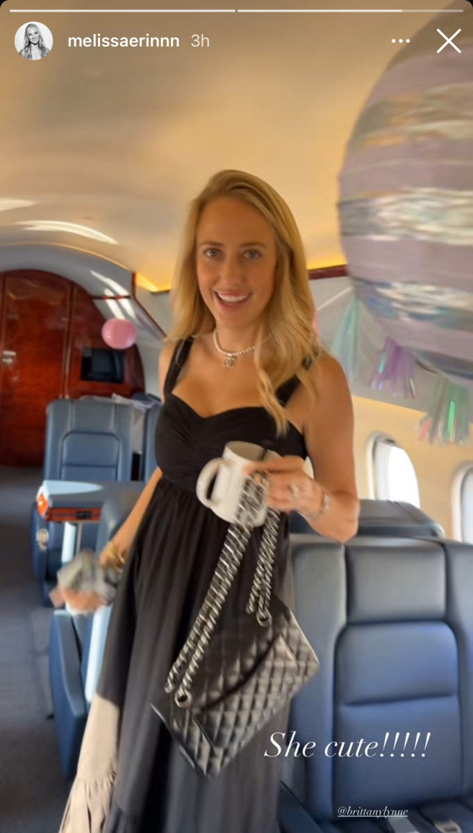 Brittany Mahomes continuer her birthday celebration with friends on a private jet on August 31, 2024.