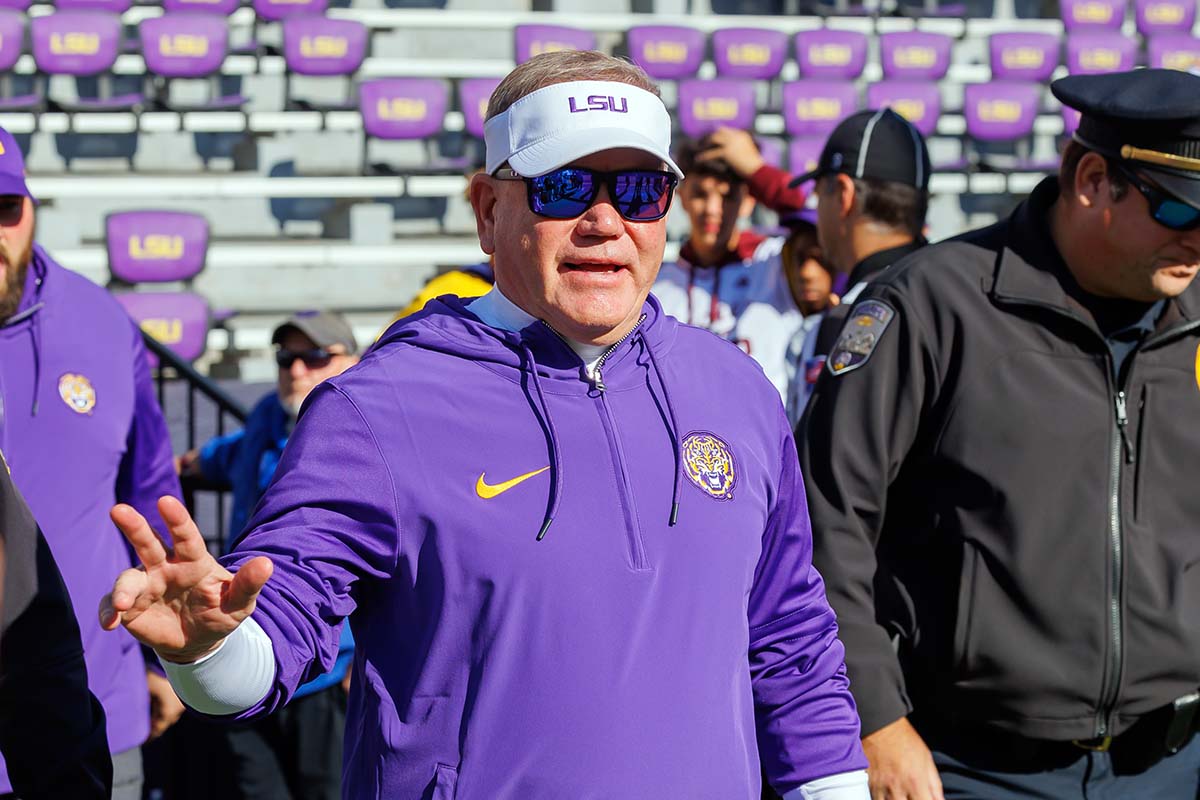 LSU Head Coach Brian Kelly Goes on Scathing Rant Following Loss to USC -  Athlon Sports
