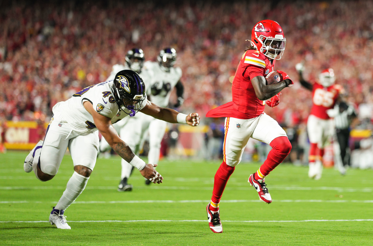 Kansas City Chiefs Hold Off Baltimore Ravens 27-20 in Season Opener as  Offensive Rookies Shine - Athlon Sports