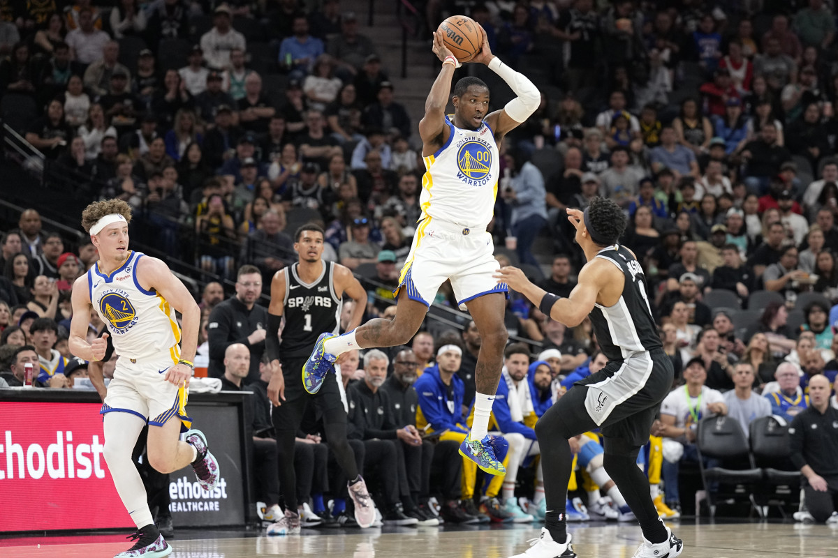 Warriors to Face Surprising Challenge vs. Spurs Athlon Sports