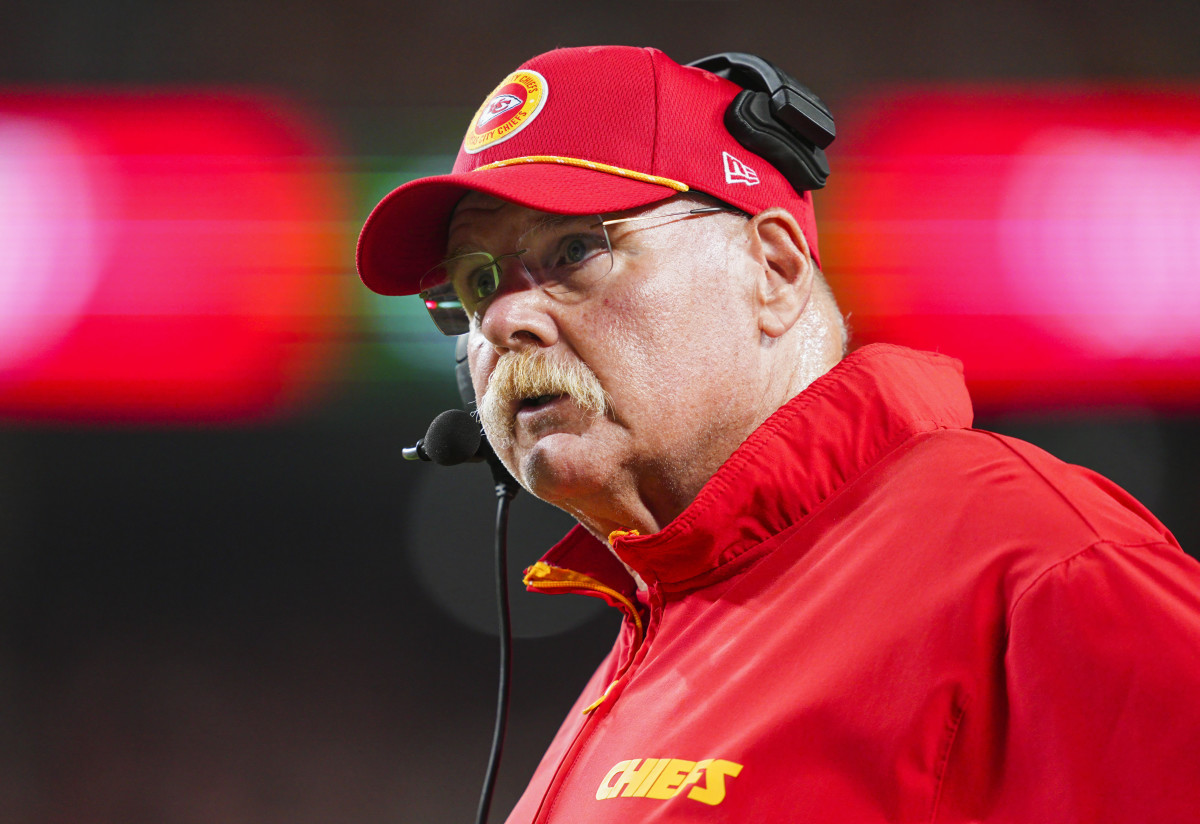 Chiefs Head Coach Andy Reid Sends Strong Message to Michael Vick - Athlon  Sports