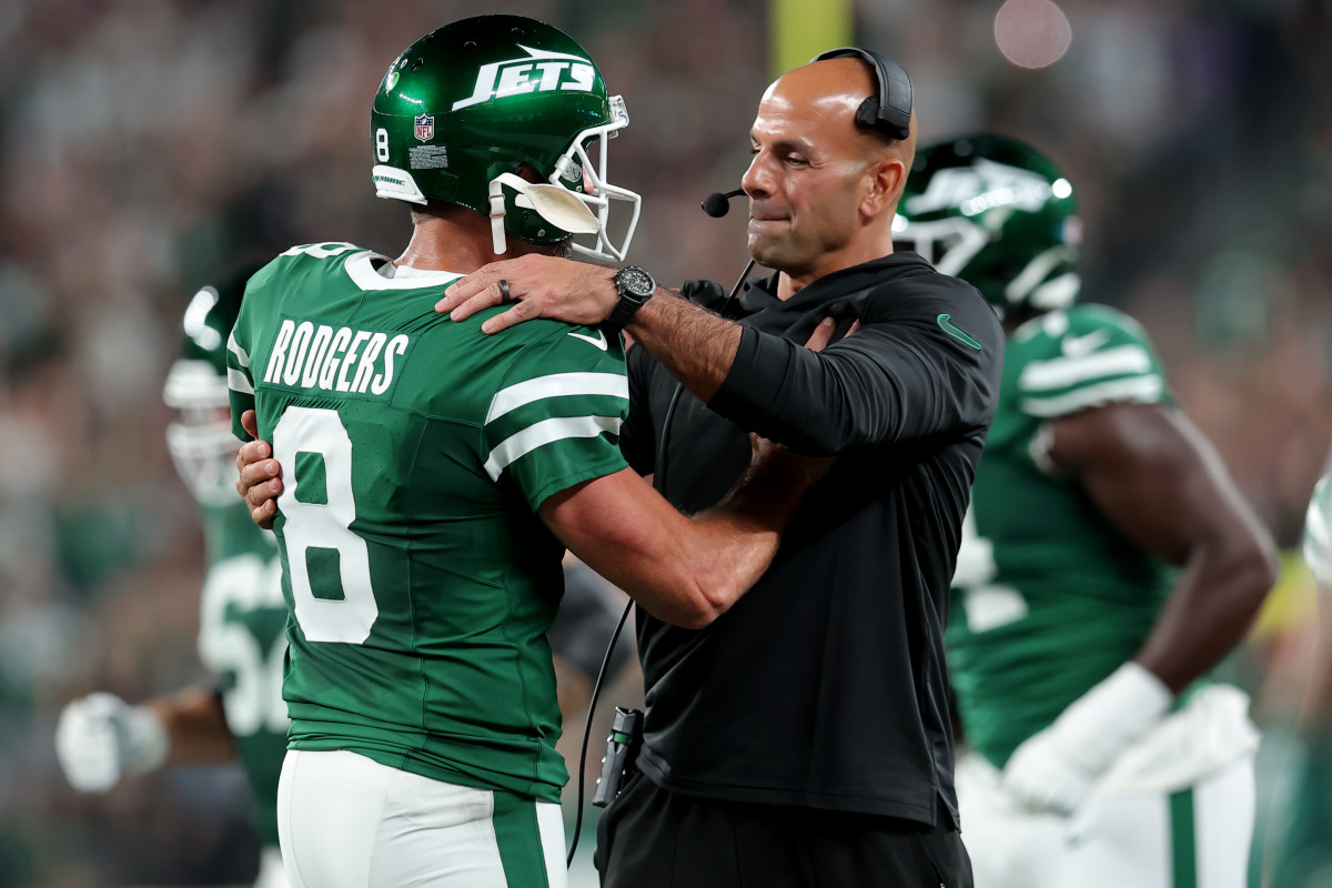 Aaron Rodgers, New York Jets Downplay Sideline Clip's Importance ...