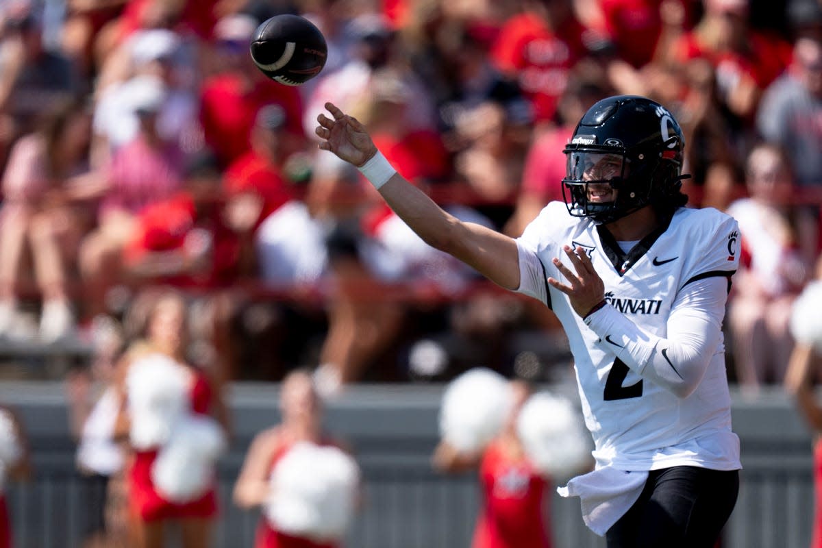 Cincinnati Bearcats quarterback Brendan Sorsby throws a pass against the Miami RedHawks at Yager Stadium on Sept. 14, 2024.  