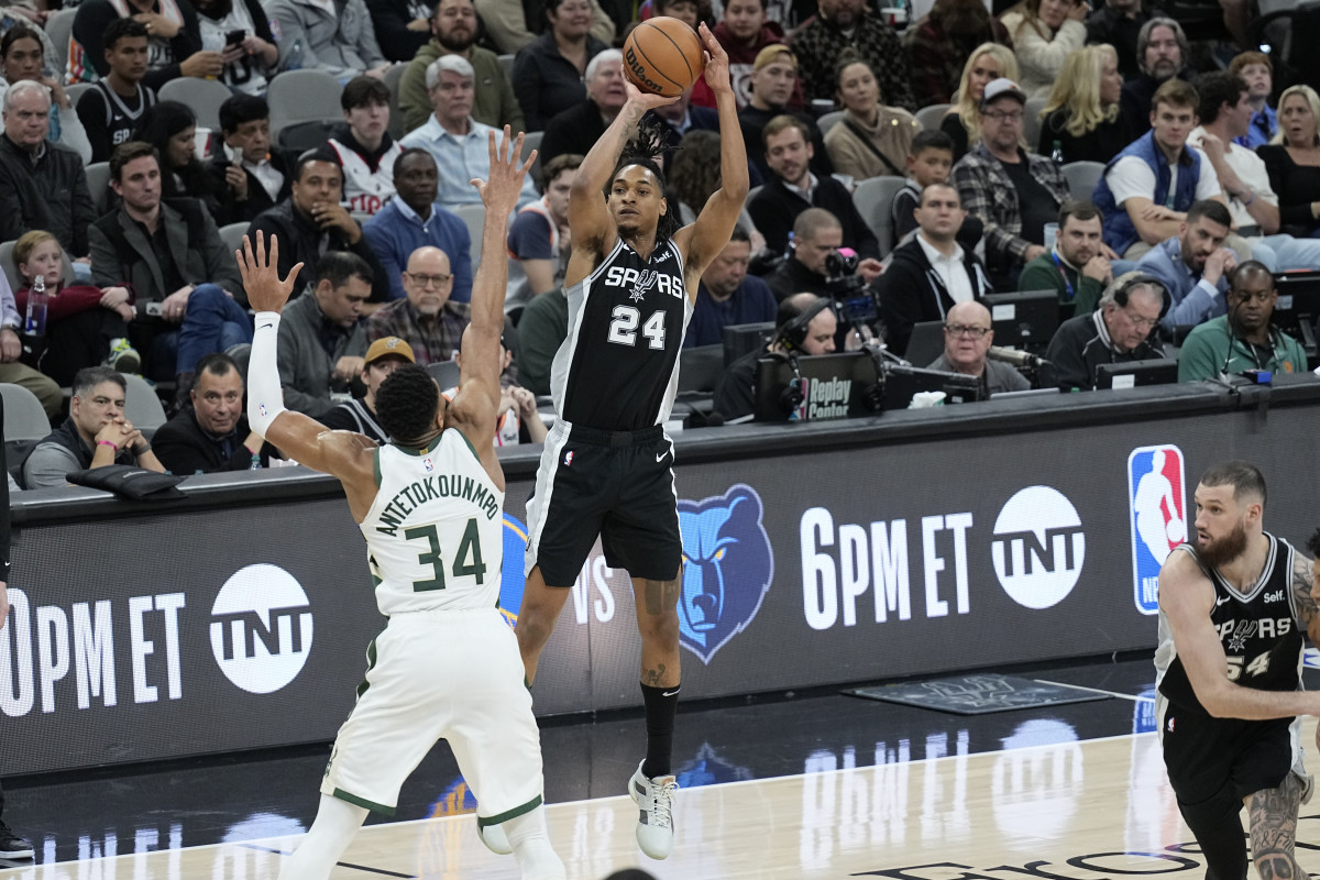 San Antonio Spurs' Devin Vassell Better Shooter than Kevin Durant