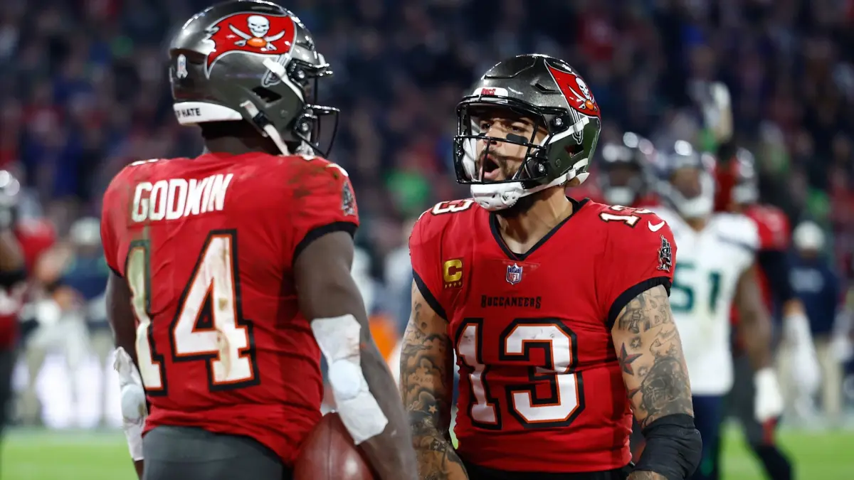 Can Tampa Bay Buccaneers' Dynamic Receiving Duo of Mike Evans and Chris