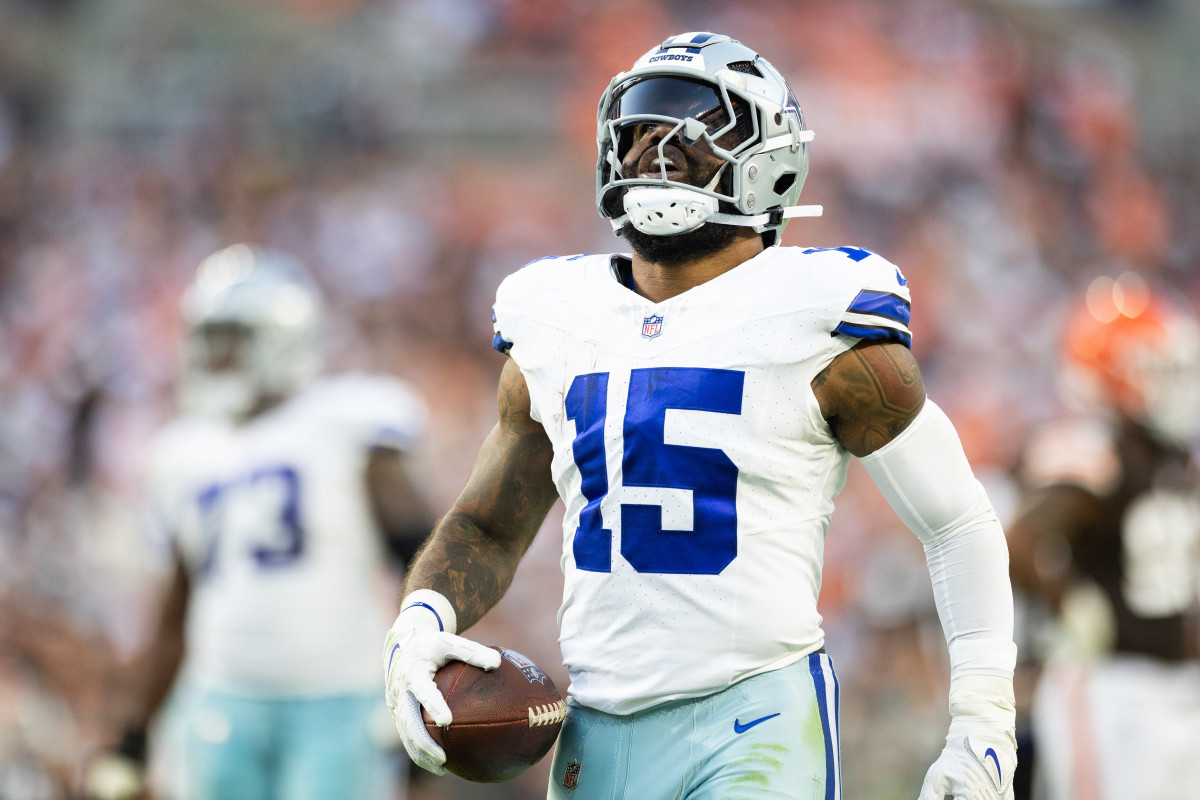 Dallas Cowboys' Ezekiel Elliott Reveals Run-Game Fix at Pittsburgh ...