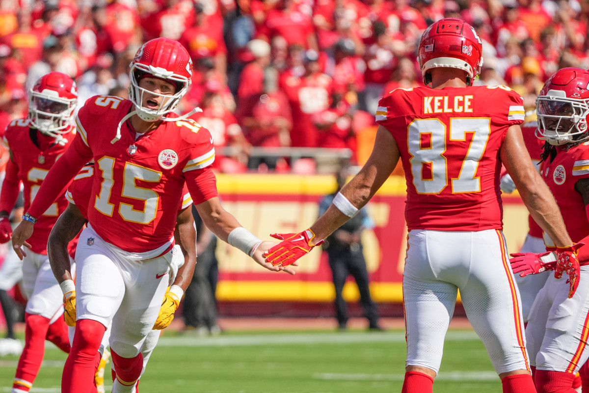 Kansas City Chiefs' Patrick Mahomes Confident Injury-Hit Offense Can Play 'Great Football' vs. New Orleans Saints - Athlon Sports