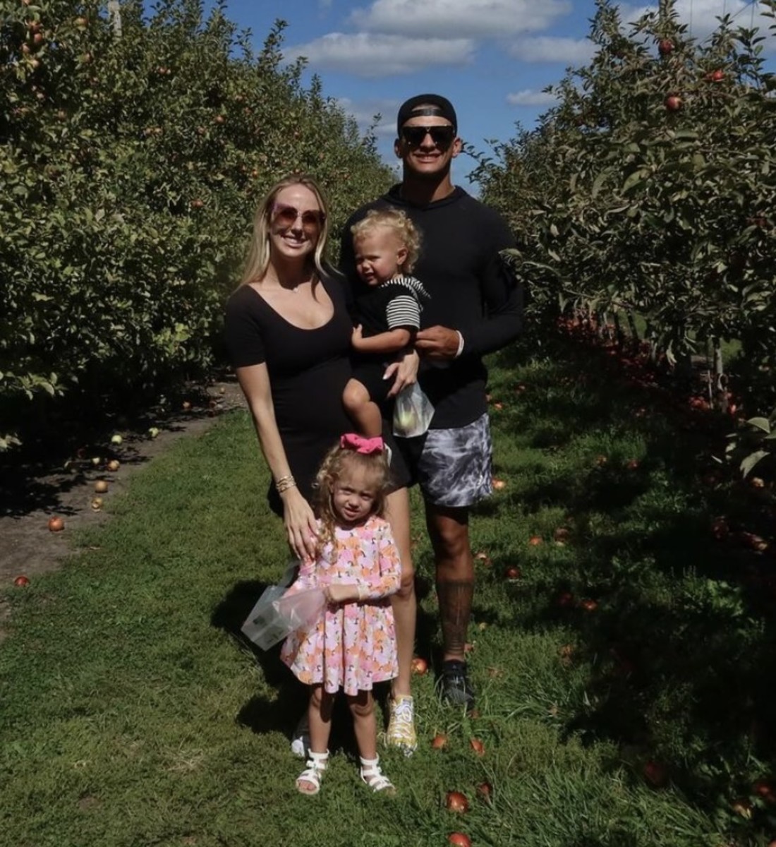 Chiefs quarterback Patrick Mahomes, wife Brittany Mahomes, and their two kids, Sterling, and Bronze.