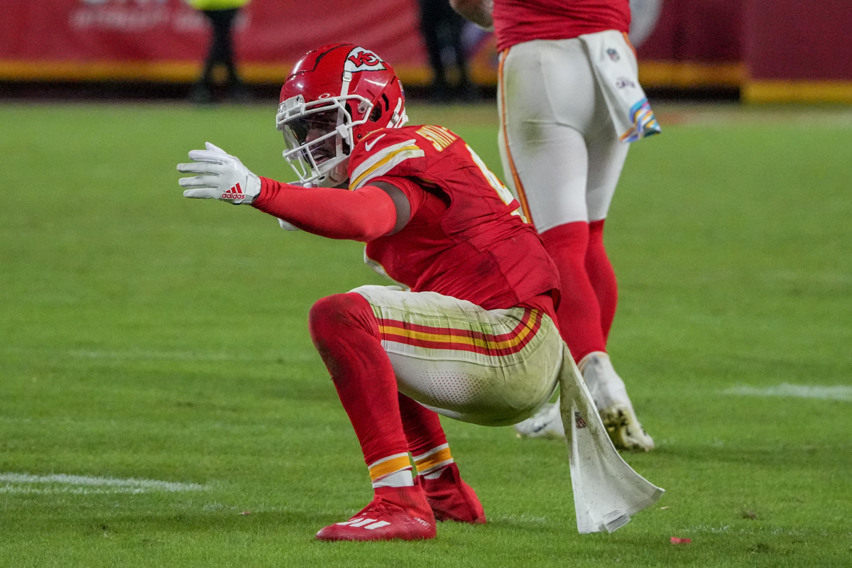 Chiefs wide receiver JuJu Smith-Schuster (9) celebrates after a run against the Saints.