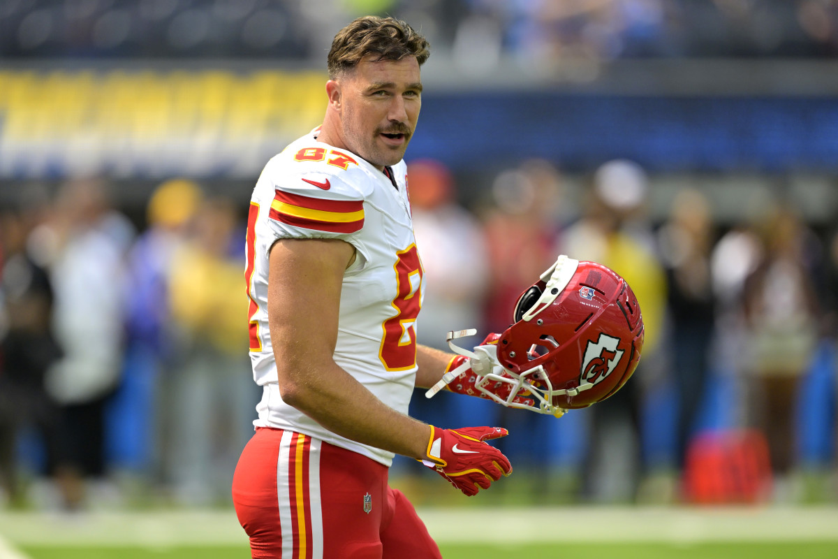 Kansas City Chiefs tight end Travis Kelce at SoFi Stadium on Sept. 29, 2024.