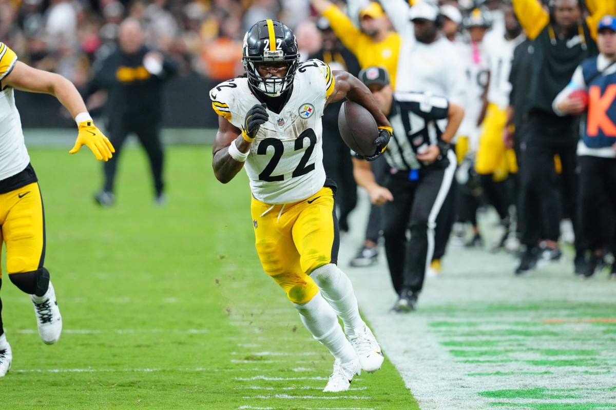 Pittsburgh Steelers' Najee Harris Breaks Out in 32-13 Victory - Athlon ...