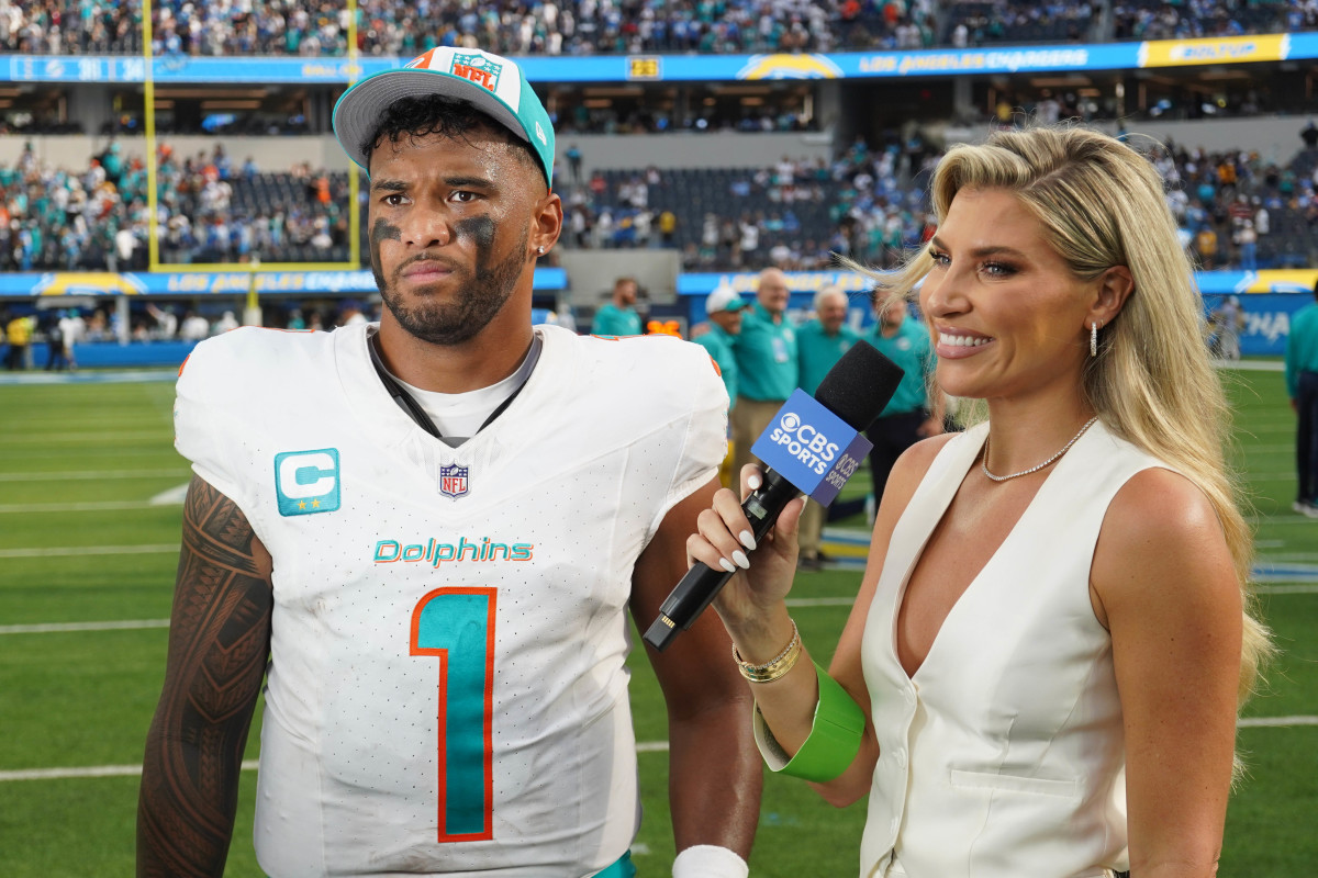 Melanie Collins Addresses Fans' Curiosity About Her Outfit at Dolphins ...