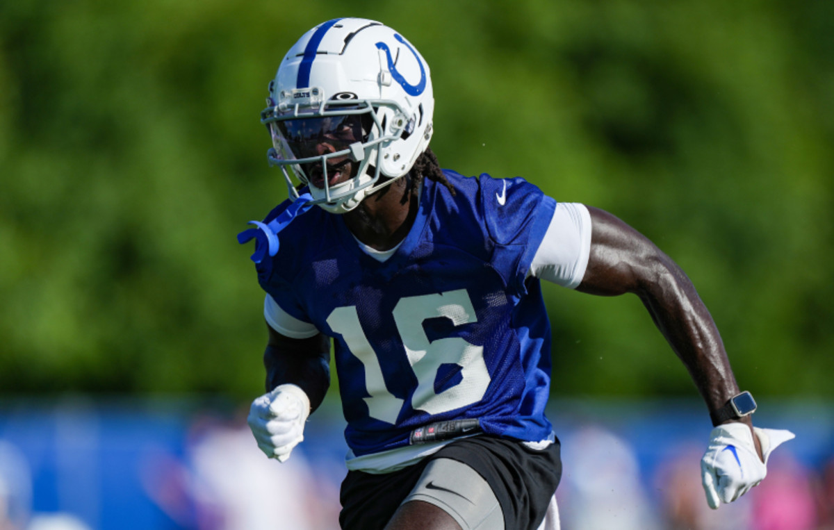 Colts Designate WR Ashton Dulin To Return From IR 