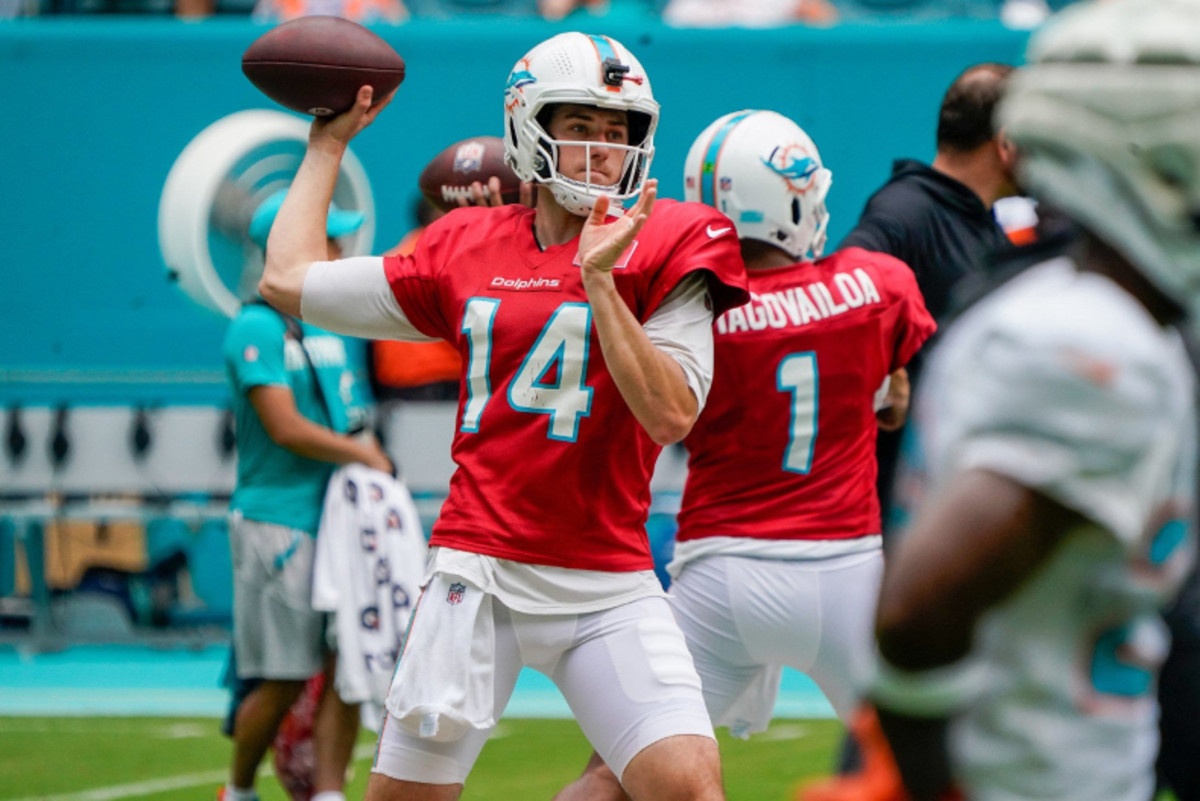 Bills Quarterback Mike White Reveals ‘One Condition’ to Sign with ...