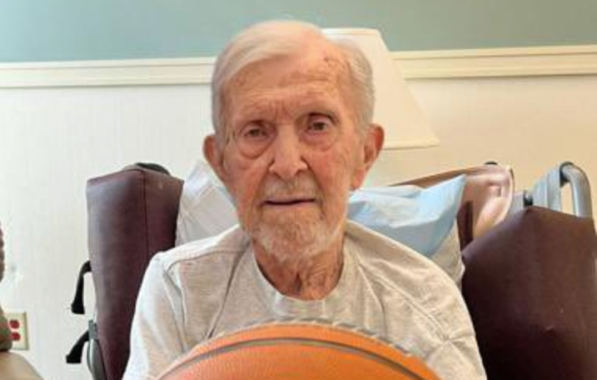 Oldest Living NBA Player Dies At 101 Athlon Sports