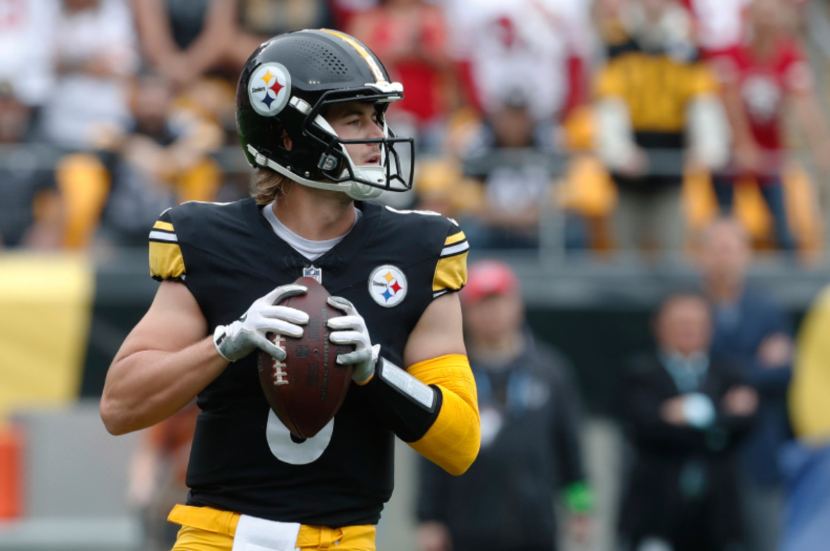 Pittsburgh Steelers quarterback Kenny Pickett (8) sits on the bench between  plays against the Seattle Seahawks during the first half of an NFL  preseason football game, Saturday, Aug. 13, 2022, in Pittsburgh. (