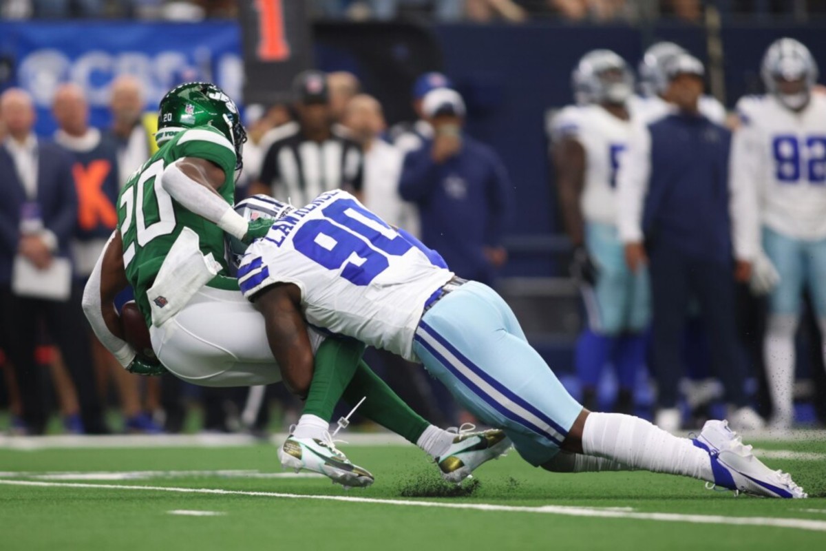 What Could Dallas Cowboys Get In 'Surprise' Trade of DeMarcus Lawrence ...