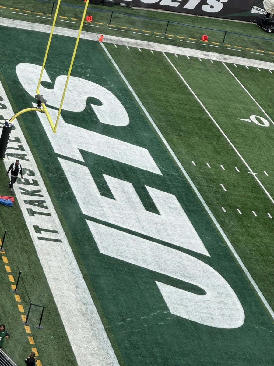 Jets End Zones In Rough Shape Vs. Patriots At MetLife Stadium