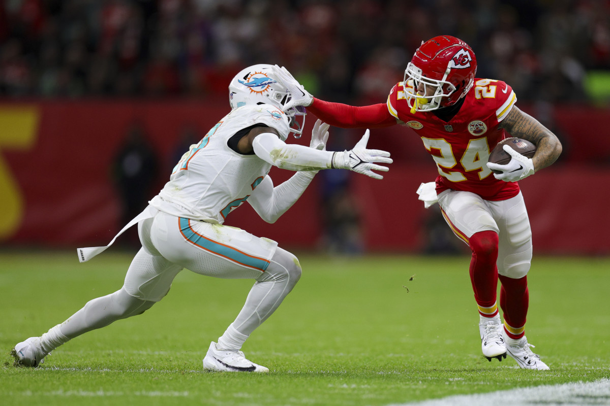 Skyy Limit? Kansas City Chiefs Receiver Moore Named ‘Top Trade ...