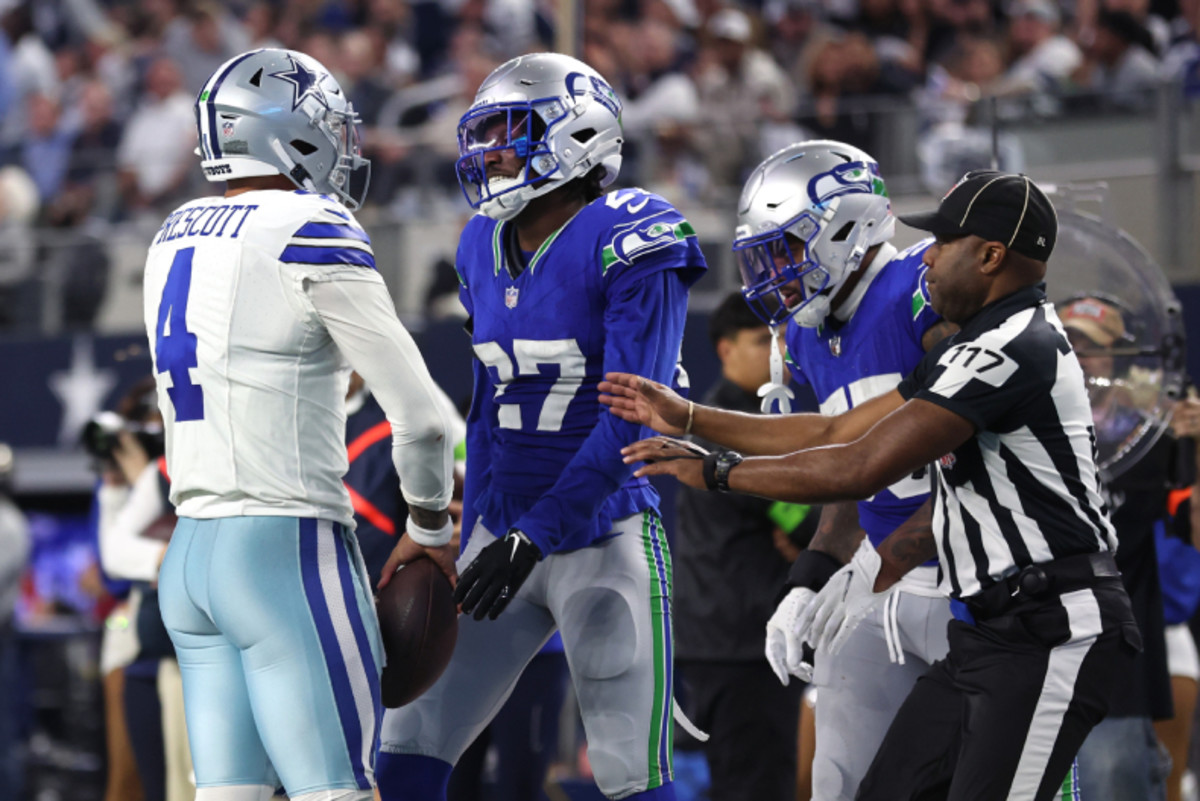 Cowboys-Seahawks Game Made NFL History On Thursday Night - Athlon Sports