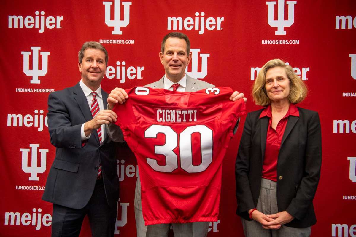 Indiana Head Coach Curt Cignetti Takes Shot At Ohio State And Michigan ...