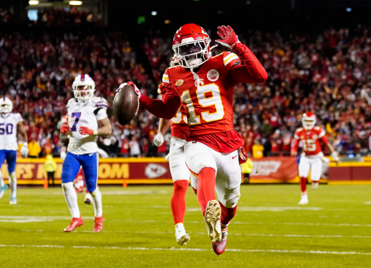 Chiefs Cut WR; Could Kadarius Toney Be Next? - Athlon Sports