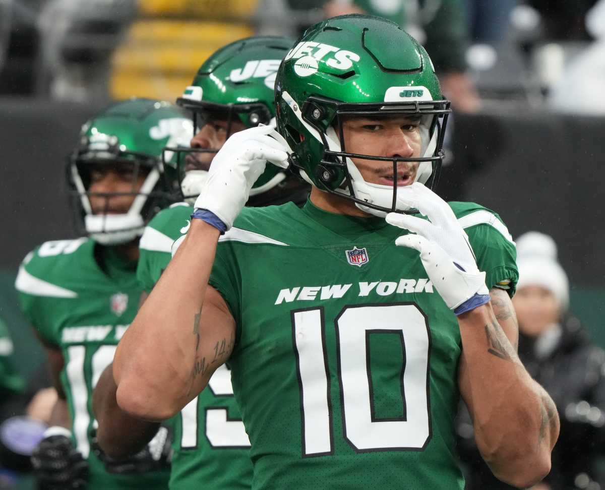 Allen Lazard Providing New York Jets With Strong Start to Camp - Athlon ...