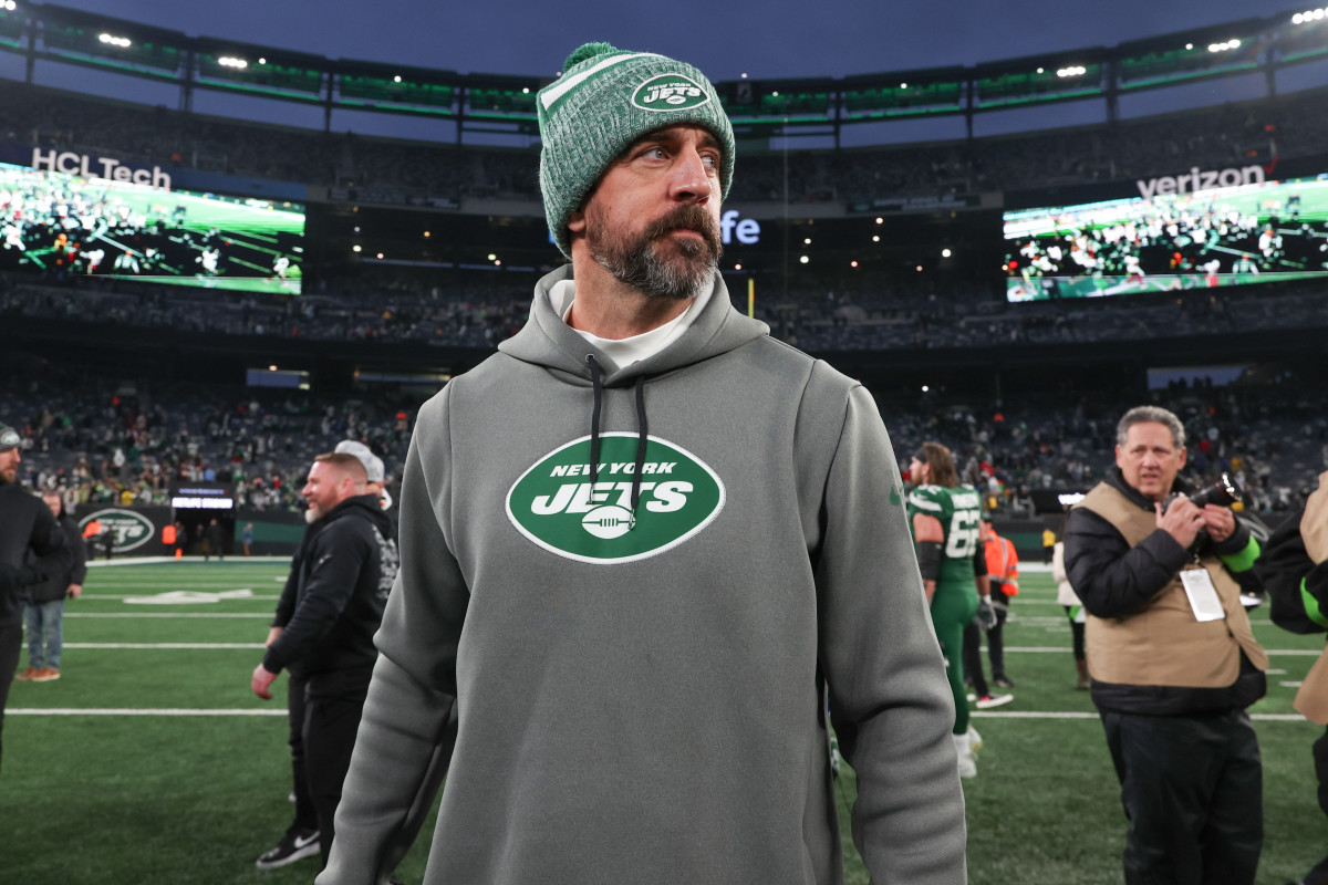 Insider Revels Why Media Hates New York Jets Qb Aaron Rodgers - Athlon 