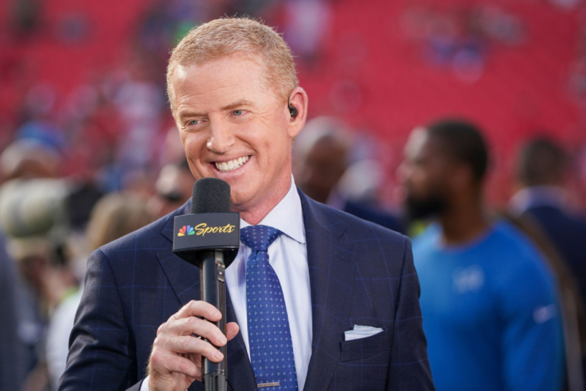 NBC's Broadcast Team Decision For Dolphins-Chiefs Has NFL Fans Livid
