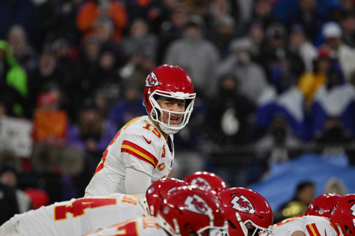 Calls Mount for ChiefsRavens NFL Officiating Crew to Be Investigated