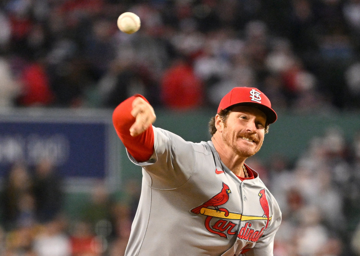 Miles Mikolas