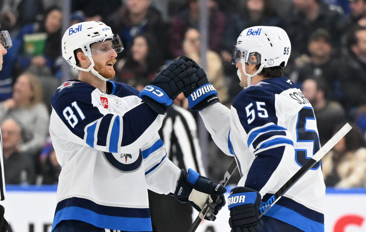Jets Send Clear Message Ahead of Historic Game 7 vs Blues - Athlon Sports