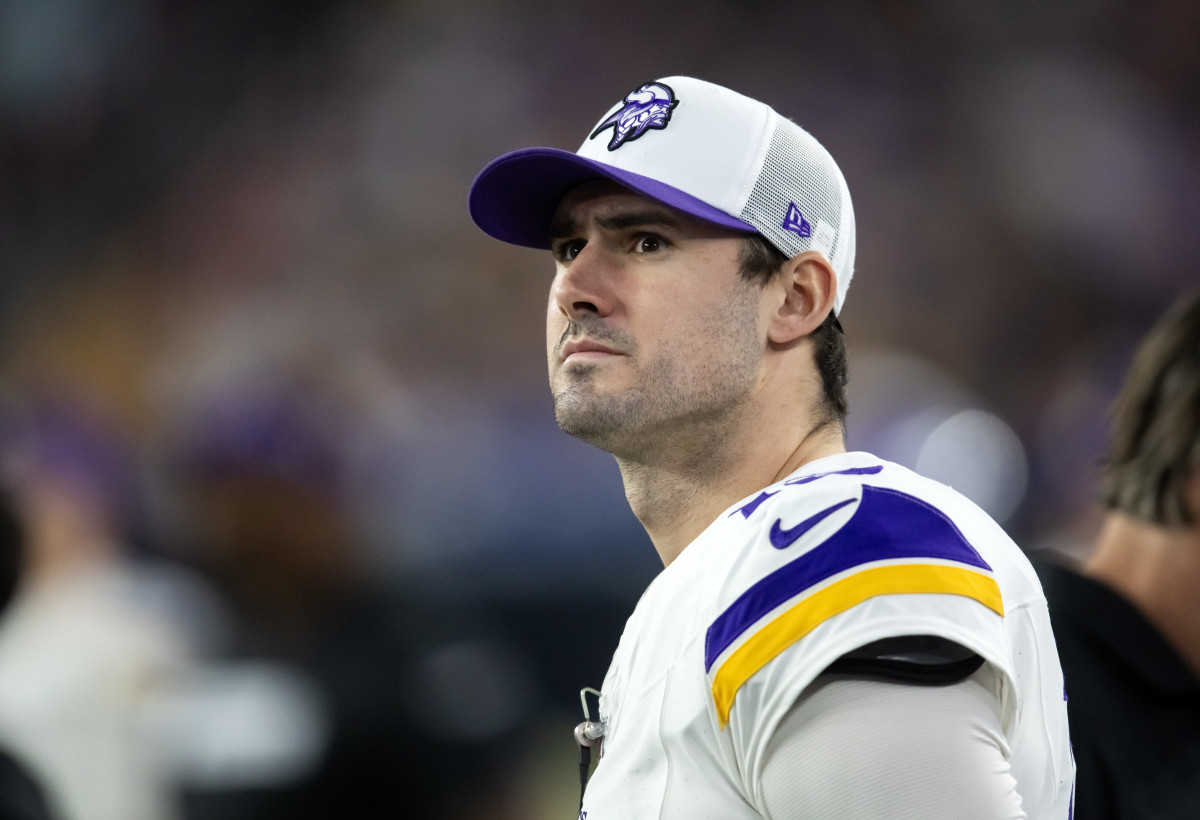 Minnesota Vikings quarterback Daniel Jones (13) against the Los Angeles Rams during an NFC wild card game at State Farm Stadium.
