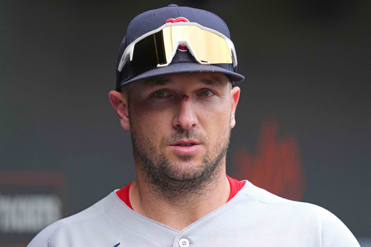 Red Sox' Alex Cora Sends 3-Word Alex Bregman Message on Friday - Athlon Sports