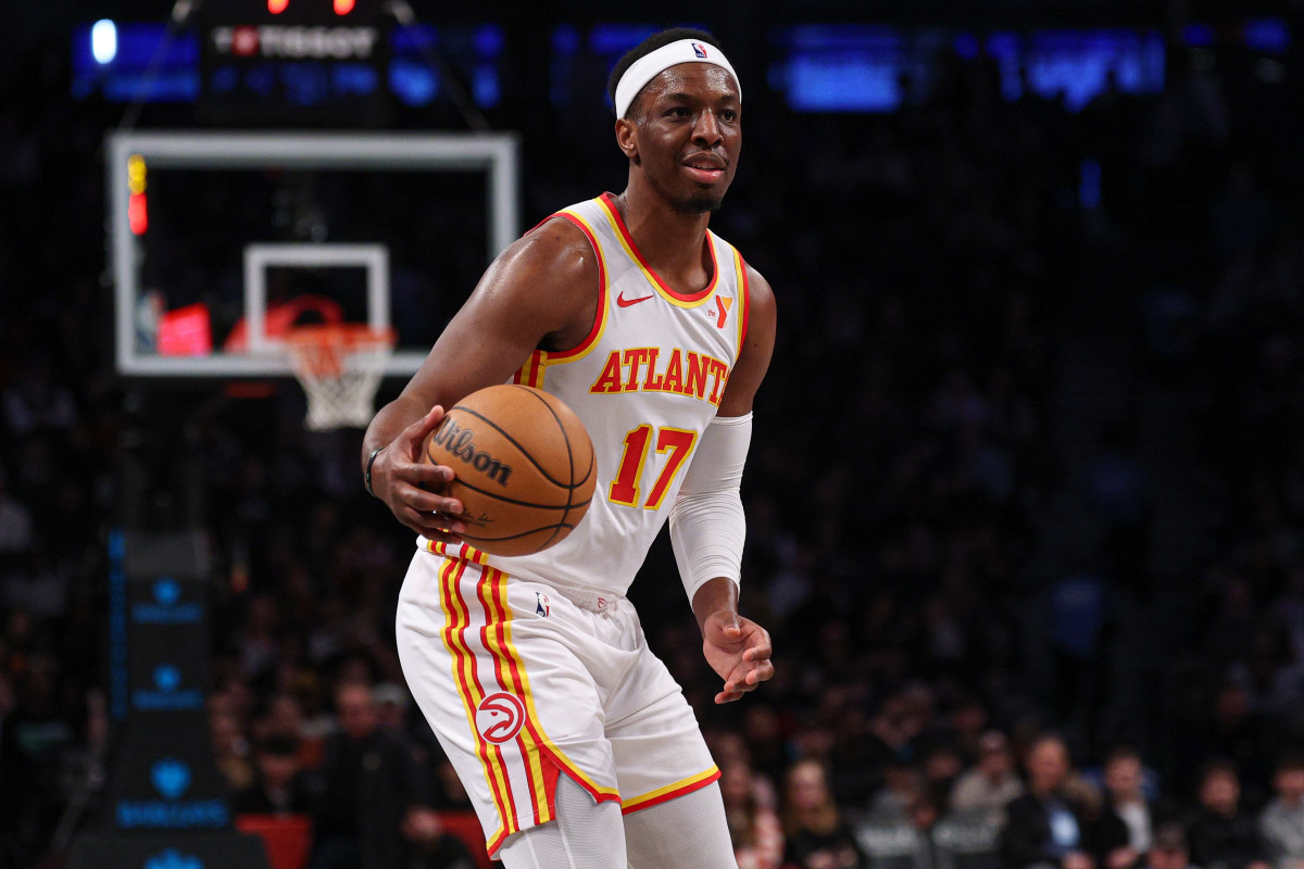 Lakers Contact 6-Foot-10 Forward in Trade Report - Athlon Sports