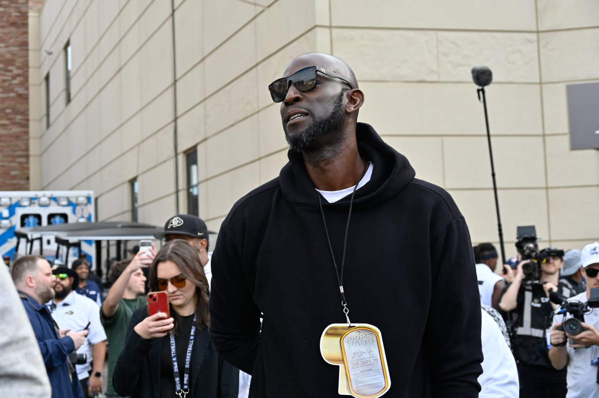 Timberwolves Legend Kevin Garnett Sends Lakers Fans Strong Message After Playoff Win - Athlon Sports