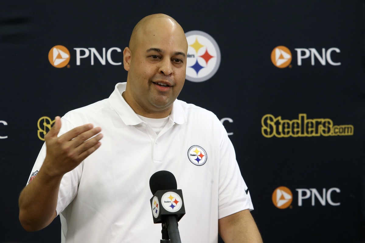 Pittsburgh Steelers Make Official Announcement On GM Omar Khan Future On Thursday With New Three-Year Contract - Athlon Sports
