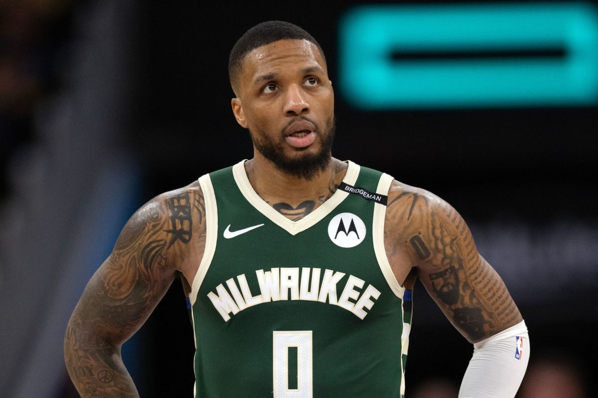 Why Warriors Should Avoid Targeting Damian Lillard After Bucks' Decision - Athlon Sports