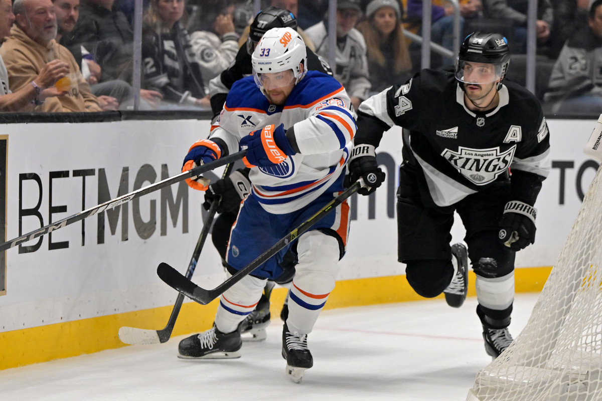 Oilers Coach Under Fire Over Bold Statement After 6-2 Loss to Kings ...